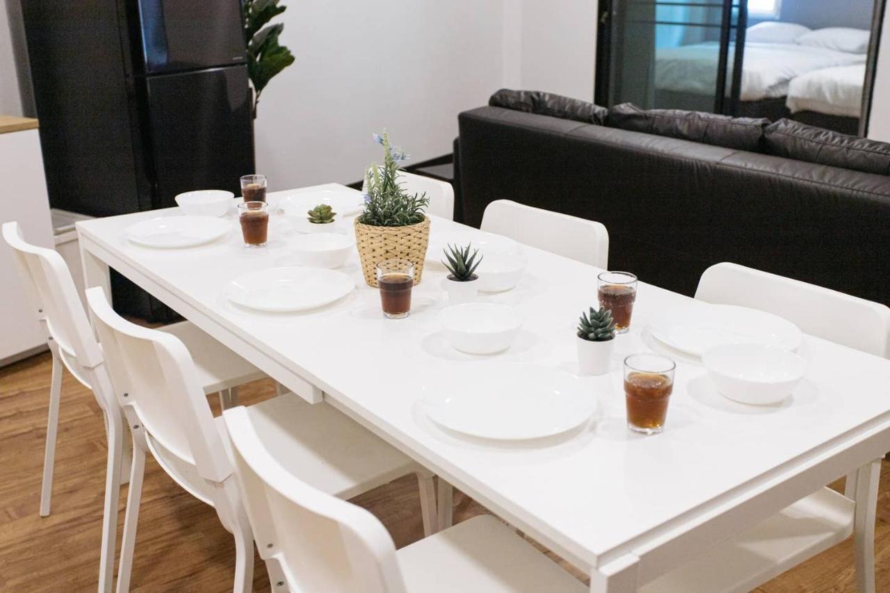 בנגקוק U3 Large 2 Bedroom Full Kitchen Near Bts Udomsuk מראה חיצוני תמונה